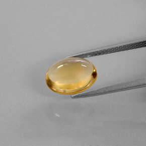 2.43カラットの天然ゴールデンイエローシトリン（10.5×8.5 mm・オーバルカット）