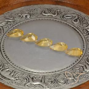 Shop natural 3.41ct Gold  シトリン gems, 洋梨の形, from ブラジル at GemSelect. In stock, global shipping!