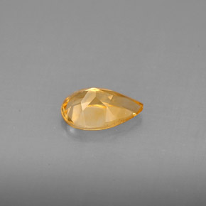 0.78カラットの天然ゴールデンイエローシトリン（8.1×5.1 mm・洋梨の形）