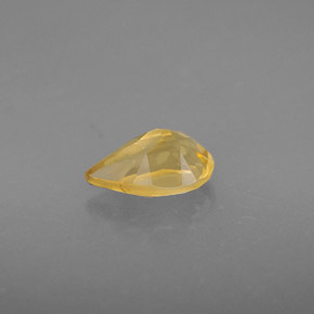 0.83カラットの天然ゴールデンイエローシトリン（8×5.1 mm・洋梨の形）