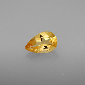 0.72カラットの天然ゴールデンイエローシトリン（7.9×5.1 mm・洋梨の形）