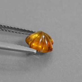 1.14カラットの天然イエローオレンジシトリン（7.2×7 mm・フラワーカット）