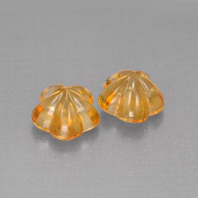 カラットの天然イエローオレンジシトリン（7.3×7.1 mm・フラワーカット）