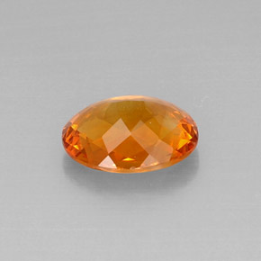 3.22カラットの天然イエローオレンジシトリン（11.7×9.6 mm・オーバルカット）