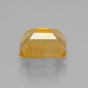 2.26カラットの天然ゴールデンイエローシトリン（8.9×7.1 mm・エメラルドカット）