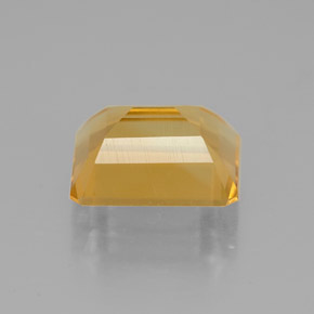 2.03カラットの天然ゴールデンイエローシトリン（8.8×7 mm・エメラルドカット）