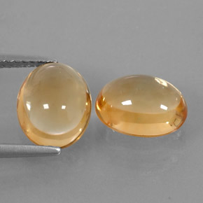カラットの天然ゴールデンイエローシトリン（9.8×7.8 mm・オーバルカット）
