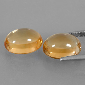 カラットの天然ゴールデンイエローシトリン（9.8×7.8 mm・オーバルカット）
