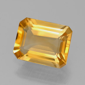1.90カラットの天然ゴールデンイエローシトリン（9×7 mm・エメラルドカット）