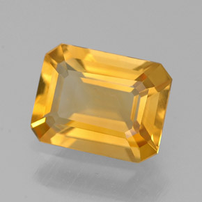 1.90カラットの天然ゴールデンイエローシトリン（9×7 mm・エメラルドカット）