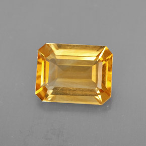 1.86カラットの天然ゴールデンイエローシトリン（8.9×7 mm・エメラルドカット）