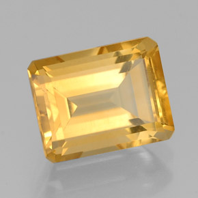 2.37カラットの天然ゴールデンイエローシトリン（8.9×7 mm・エメラルドカット）
