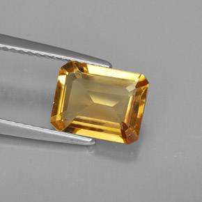 1.89カラットの天然ゴールデンイエローシトリン（9.1×7.2 mm・エメラルドカット）