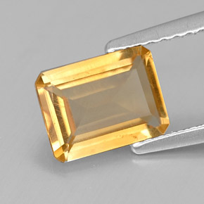 1.23カラットの天然ゴールデンイエローシトリン（8.1×6.1 mm・エメラルドカット）