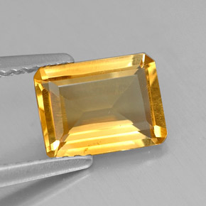 1.23カラットの天然ゴールデンイエローシトリン（8.1×6.1 mm・エメラルドカット）
