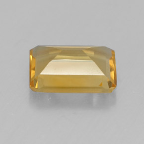1.23カラットの天然ゴールデンイエローシトリン（8.1×6.1 mm・エメラルドカット）