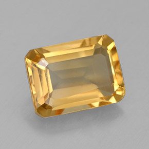1.56カラットの天然ゴールデンイエローシトリン（8.2×6.2 mm・エメラルドカット）