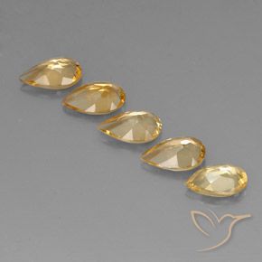 Shop natural 3.03ct 薄いゴールド シトリン gems, 洋梨の形, from ブラジル at GemSelect. In stock, global shipping!