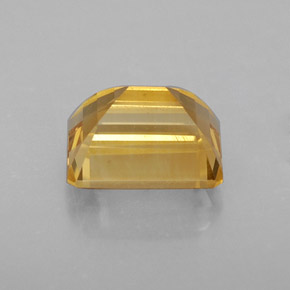 2.56カラットの天然ゴールデンイエローシトリン（9×7.2 mm・エメラルドカット）