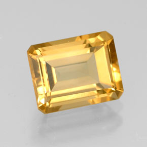 2.21カラットの天然ゴールデンイエローシトリン（8.9×7.1 mm・エメラルドカット）