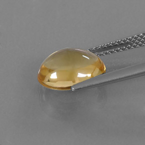 2.62カラットの天然ゴールデンイエローシトリン（10.7×8.8 mm・オーバルカット）