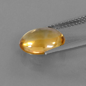 2.63カラットの天然ゴールデンイエローシトリン（10.4×8.5 mm・オーバルカット）