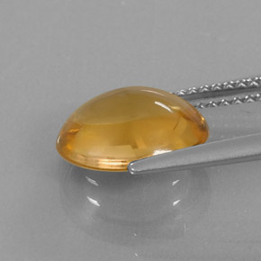 2.62カラットの天然ゴールデンイエローシトリン（10.6×8.6 mm・オーバルカット）