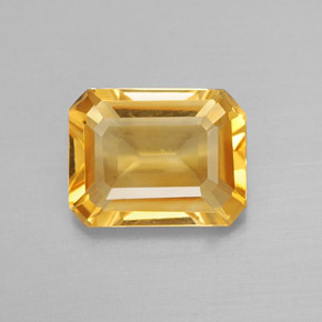 1.83カラットの天然ゴールデンイエローシトリン（8.9×7 mm・エメラルドカット）