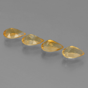 2.85カラットの天然Orange-Gold シトリン（7.7×5 mm・洋梨の形）