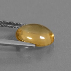 2.65カラットの天然ゴールデンイエローシトリン（10.6×8.6 mm・オーバルカット）