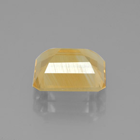 2.05カラットの天然ゴールデンイエローシトリン（8.9×7 mm・エメラルドカット）