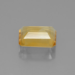 1.75カラットの天然ゴールデンイエローシトリン（8.9×6.8 mm・エメラルドカット）