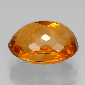 14.85カラットの天然イエローオレンジシトリン（17.5×13.1 mm・オーバルカット）