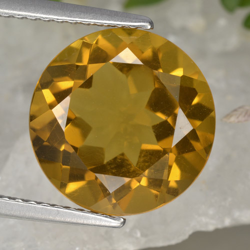 5.87カラットの天然Brownish Golden シトリン（11.93 mm・ラウンドカット）