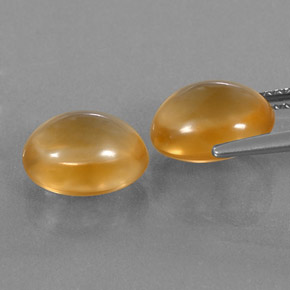 カラットの天然イエローオレンジシトリン（10.1×8.1 mm・オーバルカット）