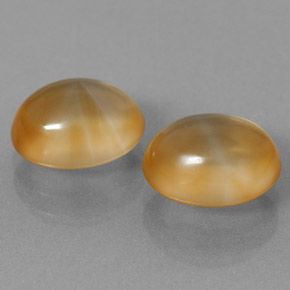 5.96カラットの天然Medium Orange シトリン（10×8.1 mm・オーバルカット）