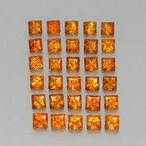 カラットの天然イエローオレンジシトリン（3.1×3.1 mm・四角）