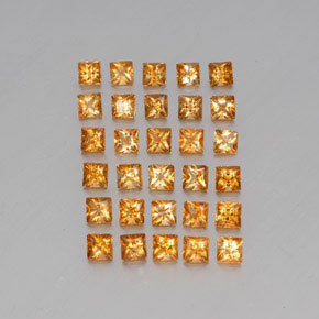 3.57カラットの天然ゴールデンイエローシトリン（3.1×3 mm・四角）