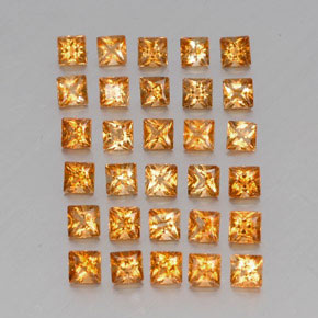 3.57カラットの天然ゴールデンイエローシトリン（3.1×3 mm・四角）