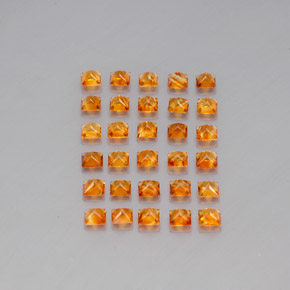 カラットの天然イエローオレンジシトリン（3.1×3.1 mm・四角）