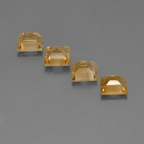 カラットの天然ゴールデンイエローシトリン（5.8×5.8 mm・四角）