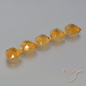Shop natural 4.82ct オレンジゴールド シトリン gems, 心臓, from ブラジル at GemSelect. In stock, global shipping!