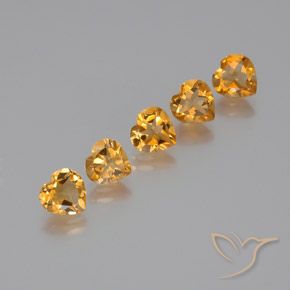 5.16カラットの天然ダークオレンジゴールドシトリン（7.1×7 mm・ハート型）