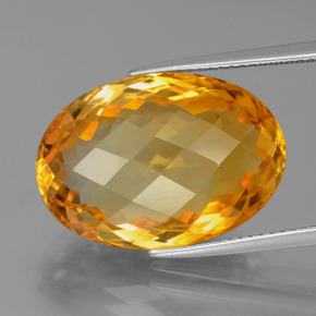 15.93カラットの天然ダークオレンジゴールドシトリン（20.2×14.2 mm・オーバルカット）
