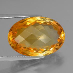 15.93カラットの天然ダークオレンジゴールドシトリン（20.2×14.2 mm・オーバルカット）