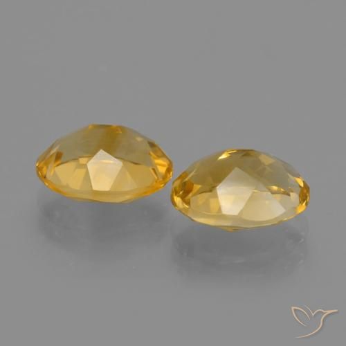 Shop natural 3.30ct Medium Light Orange-Gold シトリン gems, 楕円形, from ブラジル at GemSelect. In stock, global shipping!