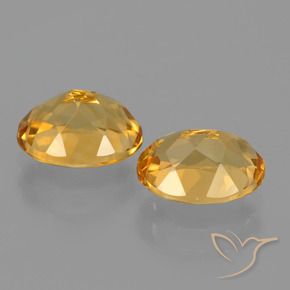 自然派の商品を探す 3.35ct 濃いゴールデンオレンジ シトリン 宝石, オーバルカット, ブラジル からGemSelectで. 在庫あり、世界各国へ発送!