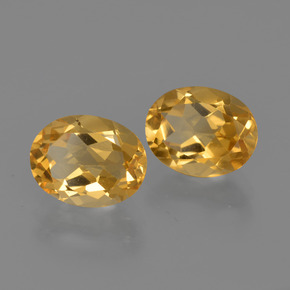 3.46カラットの天然濃いゴールデンオレンジシトリン（8.9×7 mm・オーバルカット）
