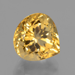 4.93カラットの天然ゴールデンシトリン（11.1×11 mm・洋梨の形）