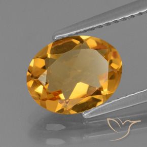 1.75カラットの天然ダークオレンジゴールドシトリン（9.7×7.6 mm・オーバルカット）